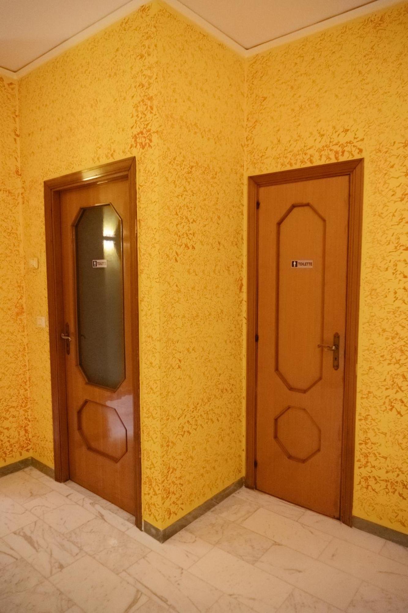 Domus Aurea Relax Room Salerno Kültér fotó