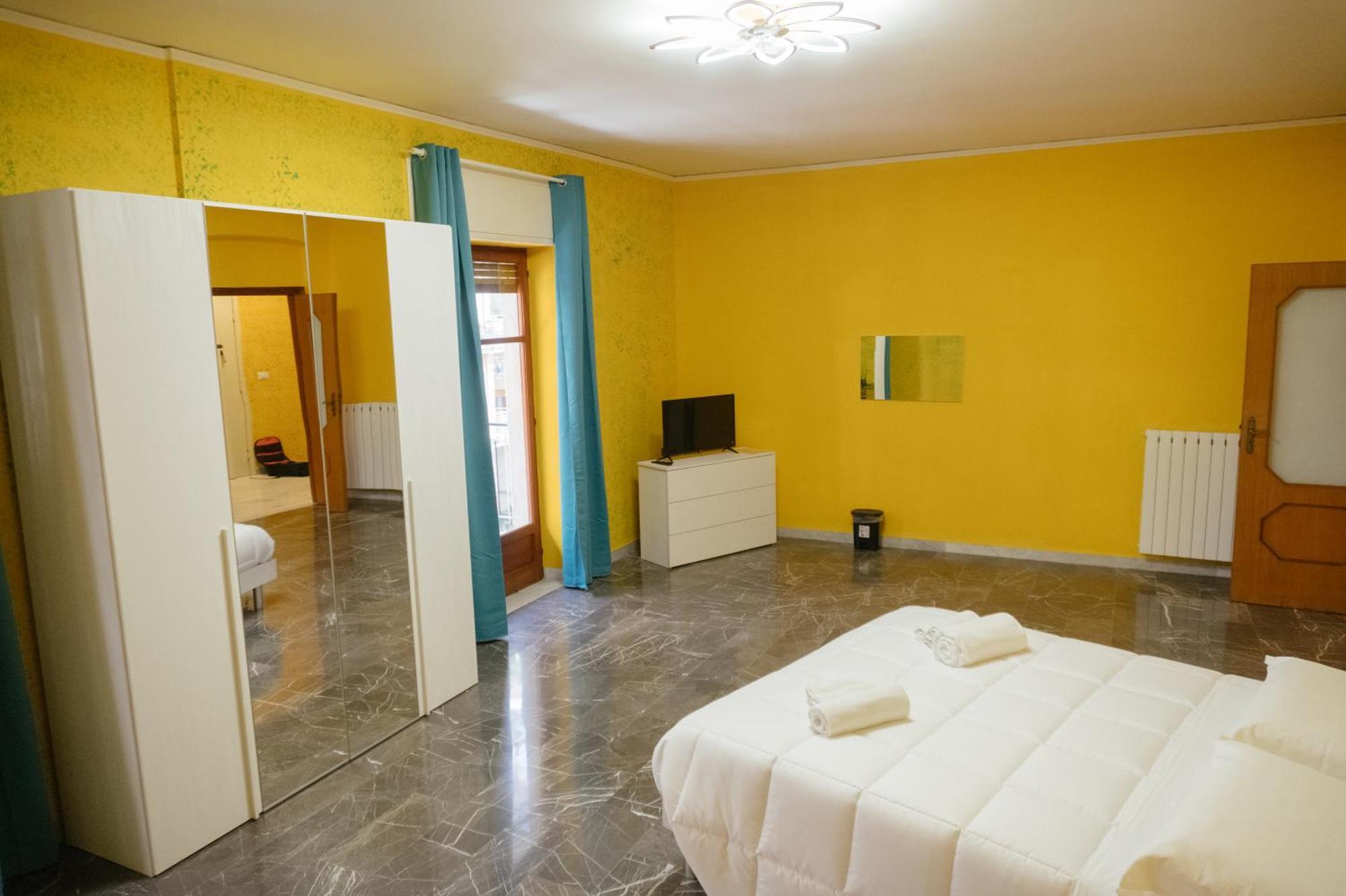 Domus Aurea Relax Room Salerno Kültér fotó